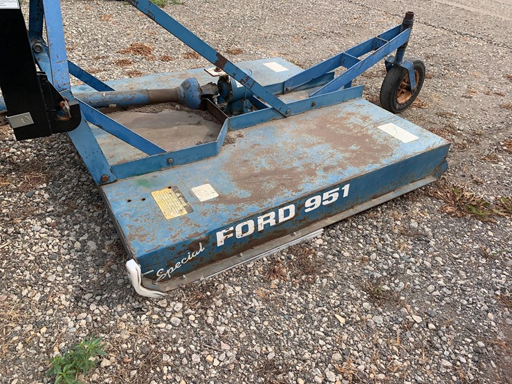 ford-tractor-image-32