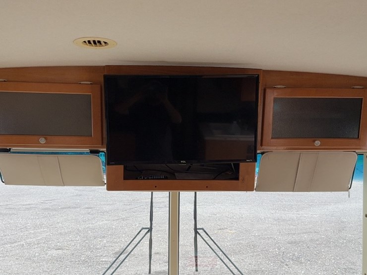 #3000-•-2007-winnebago-vista-30'-motorhome-image-22