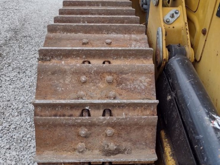 caterpillar-d1-image-30