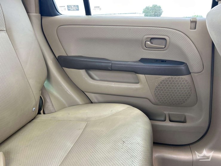 2005-honda-crv-image-16