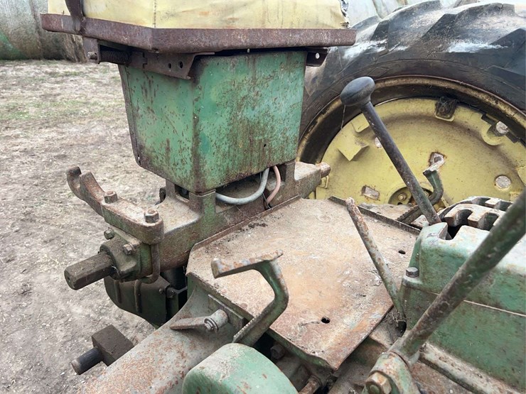 john-deere-model-b-image-27