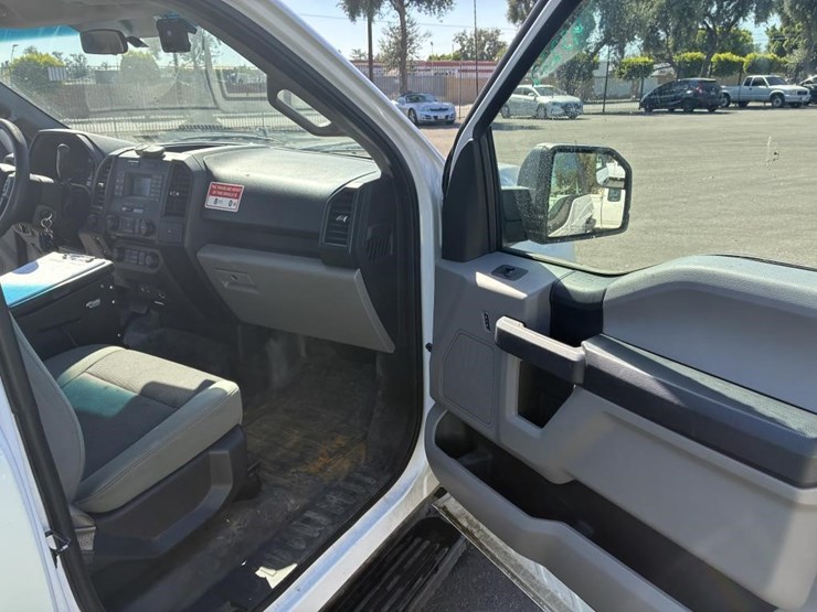 2015-ford-f150-image-10