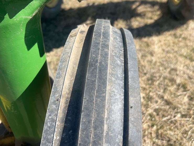 john-deere-model-b-image-29