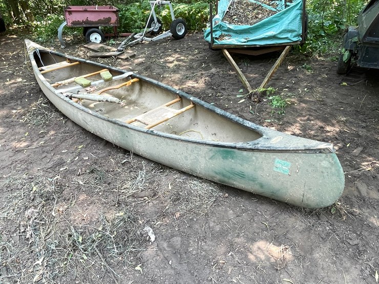 #7007-•-old-town-camper-canoe-image-2