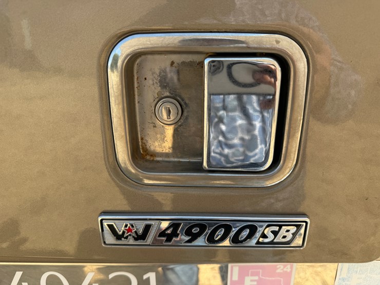 2014-western-star-4900-image-15
