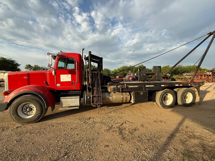 2013-peterbilt-367-image-15