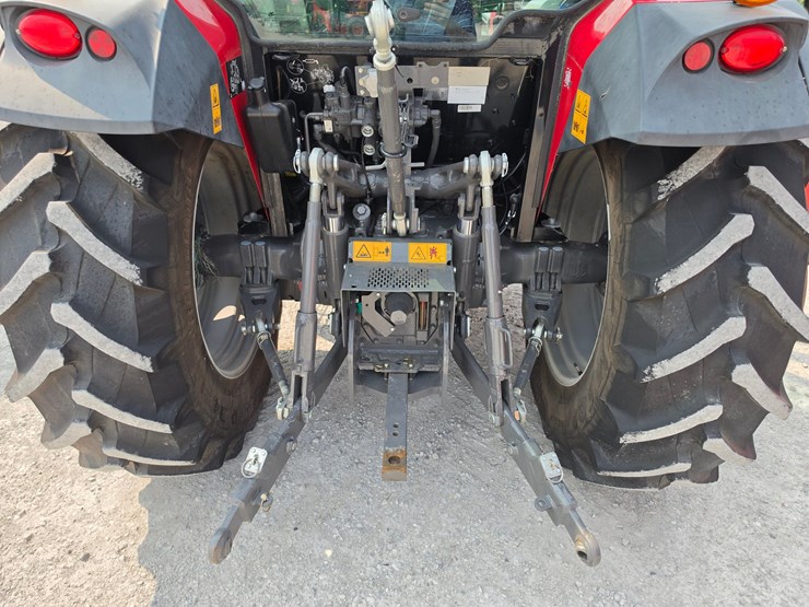 2021-massey-ferguson-4710-image-18