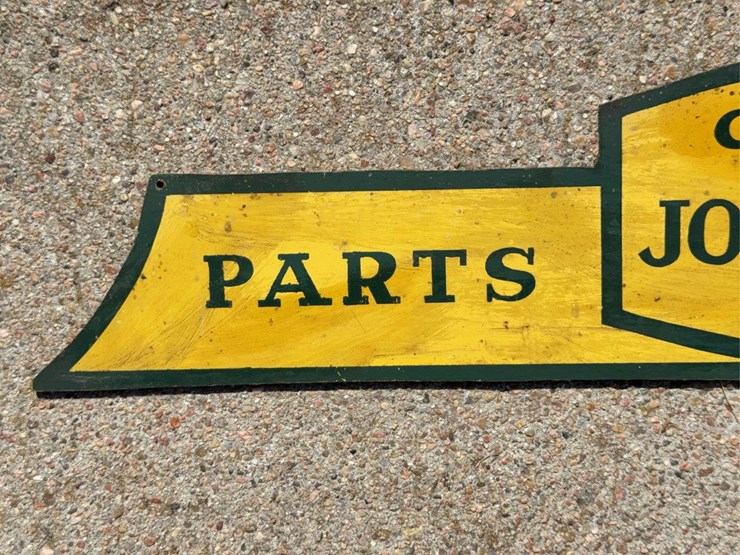 john-deere-double-sided-wood-parts-and-service-display-topper-image-2