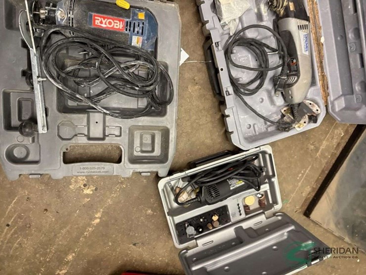 dremel-rotary-tools-and-ryobi-rotary-saw-image-1