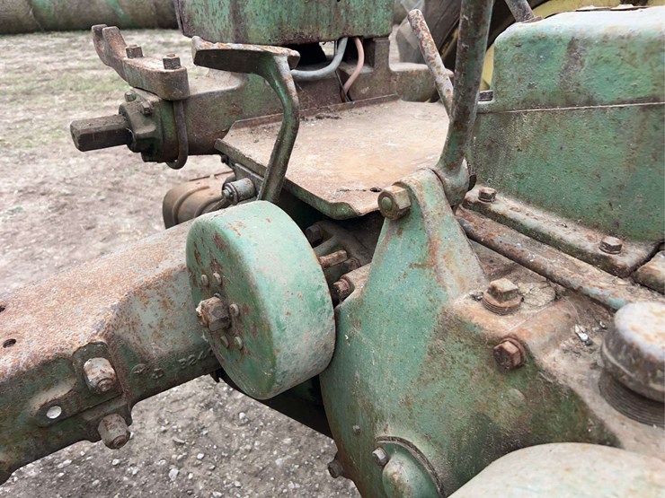 john-deere-model-b-image-26