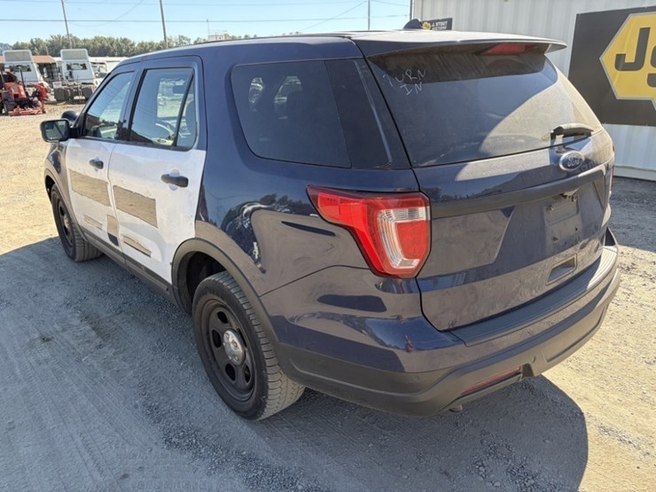 2018-ford-explorer-image-6