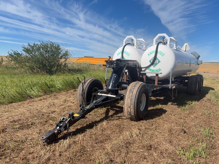 2021-b&b-double-anhydrous-tank-trailer-image-4