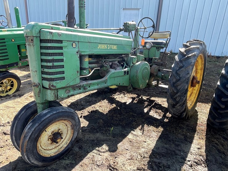 john-deere-b-image-1