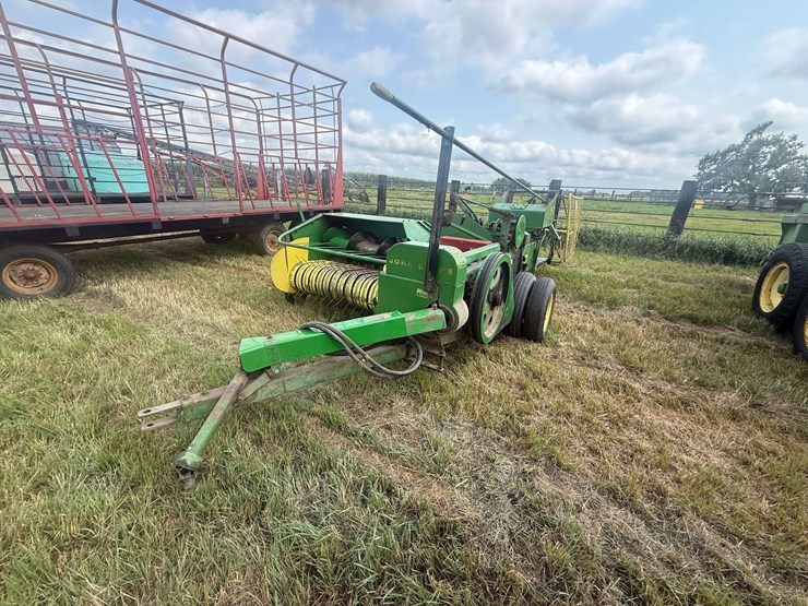 john-deere-24t-image-18