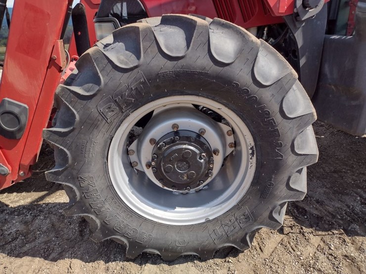 case-ih-farmall-95u-image-18