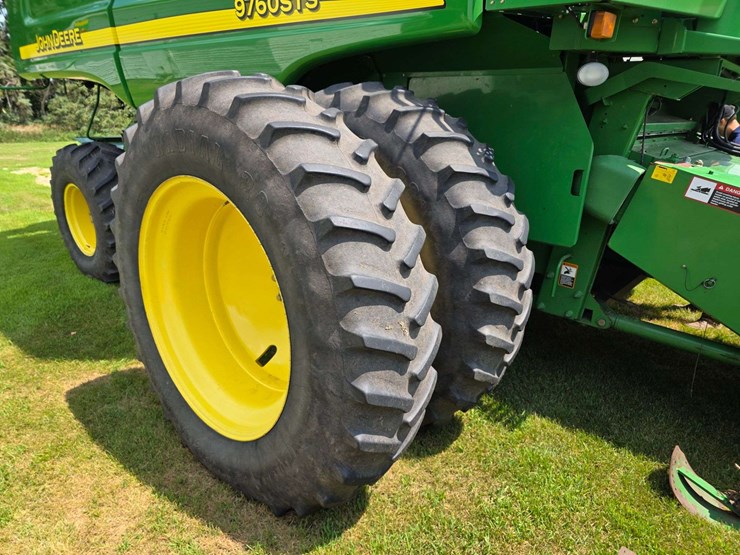 2007-john-deere-9760-sts-image-55