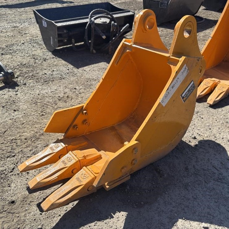 CATERPILLAR 303