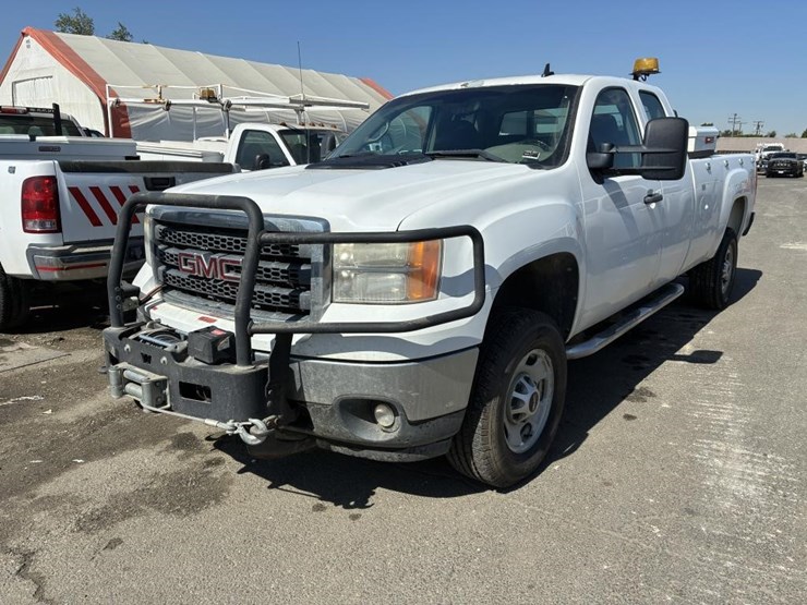 2012-gmc-sierra-2500hd-image-1