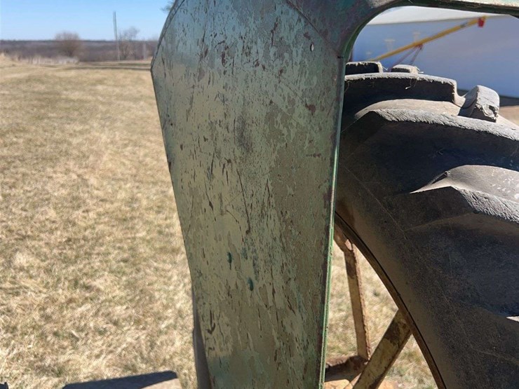 john-deere-model-b-image-46