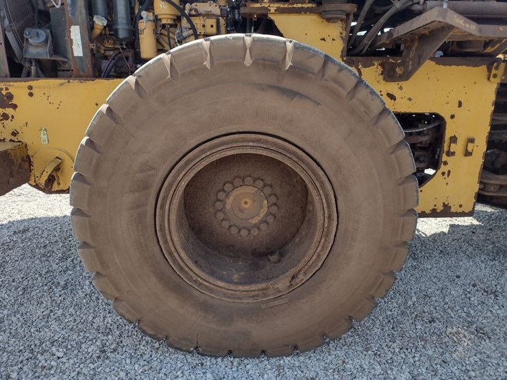caterpillar-930k-image-31