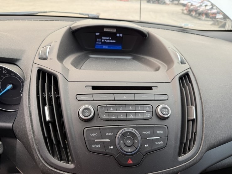 2017-ford-escape-se-image-27
