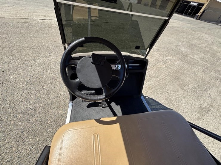 ez-go-electric-utility-cart-image-15