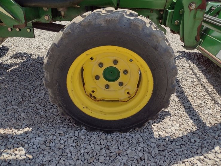 john-deere-790-image-24