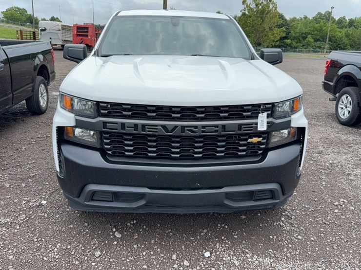 2020-chevrolet-1500-image-2