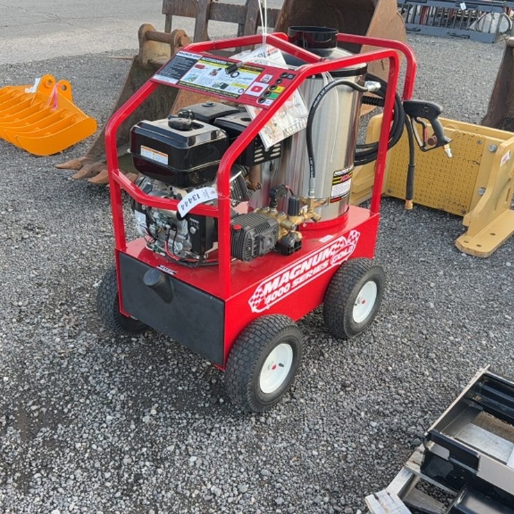 #2011 • MAGNUM 4000 SERIES HEATED PRESSURE WASHER