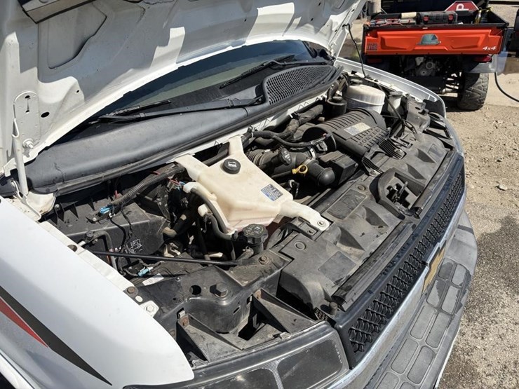 2019-chevrolet-express-g3500-image-10