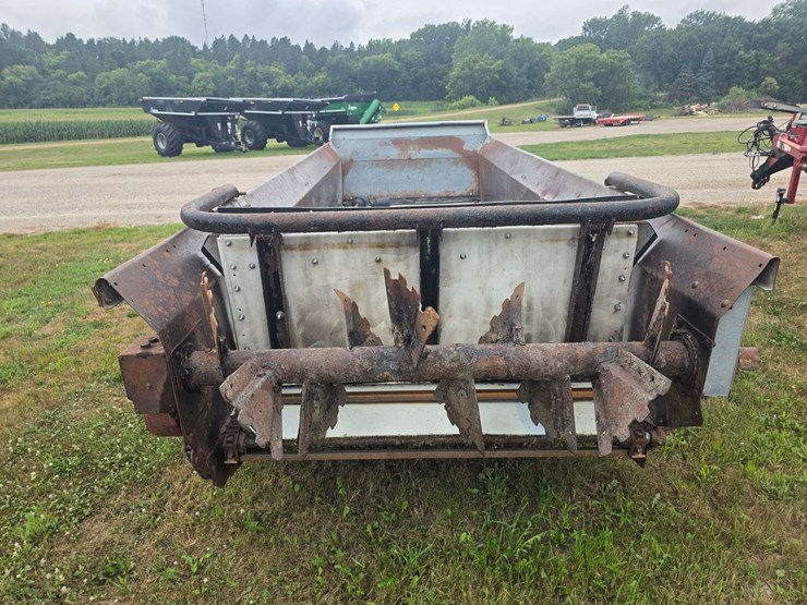2001-agco-3739-image-23