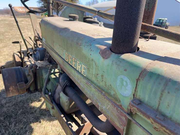 john-deere-model-b-image-11