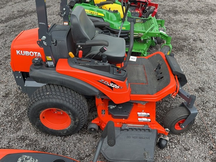 kubota-zd326-image-7