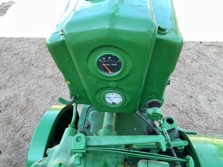 john-deere-h-image-30