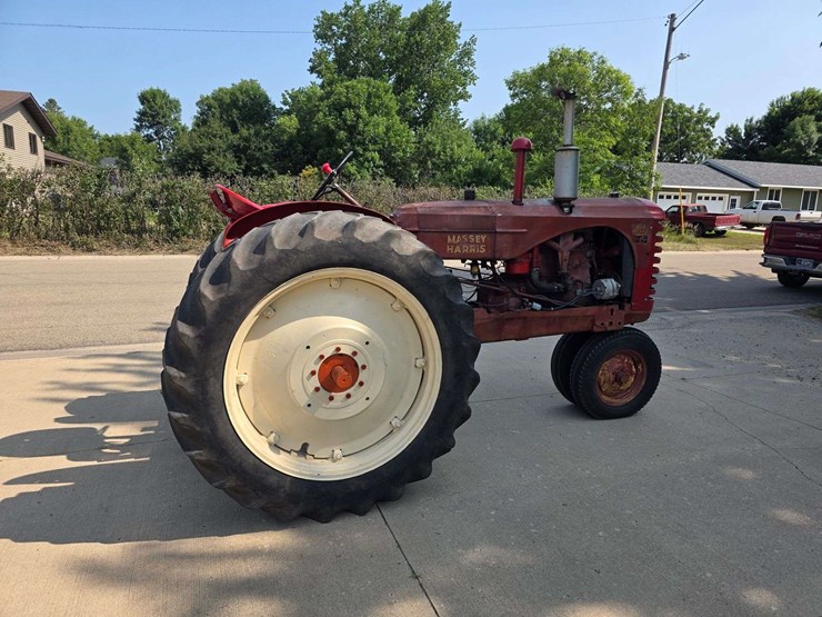 1951-massey-ferguson-44-image-7
