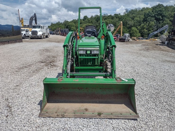 john-deere-790-image-2