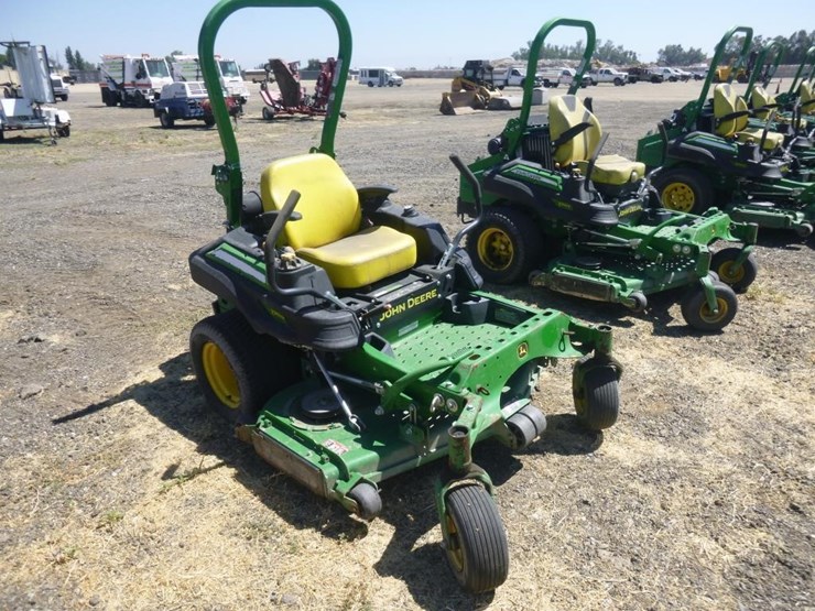 2020-john-deere-2020-image-3