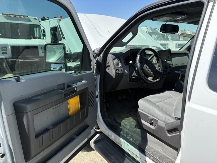 2015-ford-f450-image-19