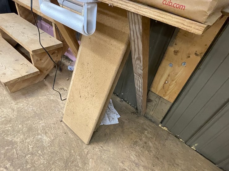 #7122-•-contents-of-cabinets-image-4