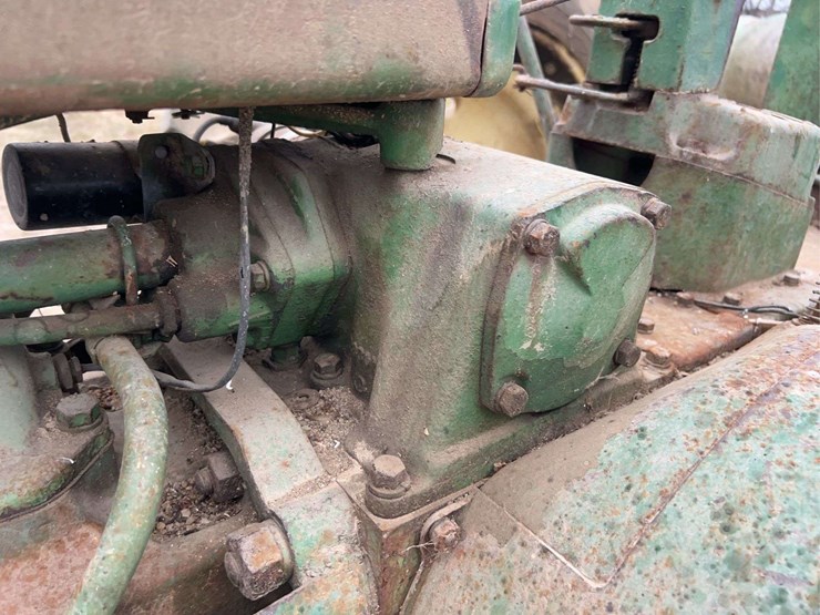 john-deere-model-b-image-43