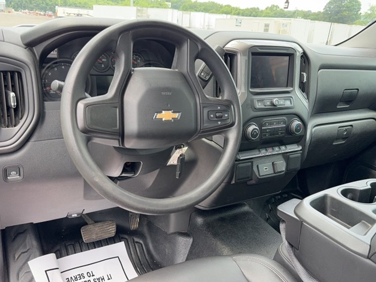2020-chevrolet-1500-image-19