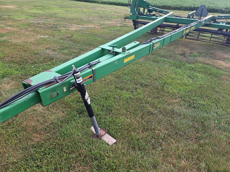 john-deere-200-image-5