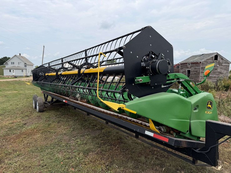 john-deere-630f-image-1