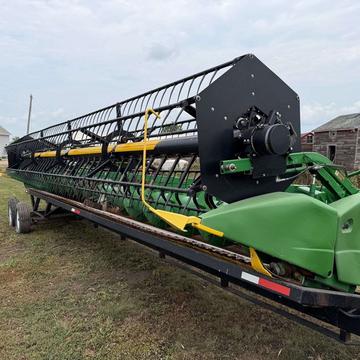 JOHN DEERE 630F