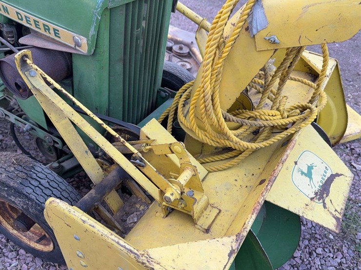 john-deere-110-image-37