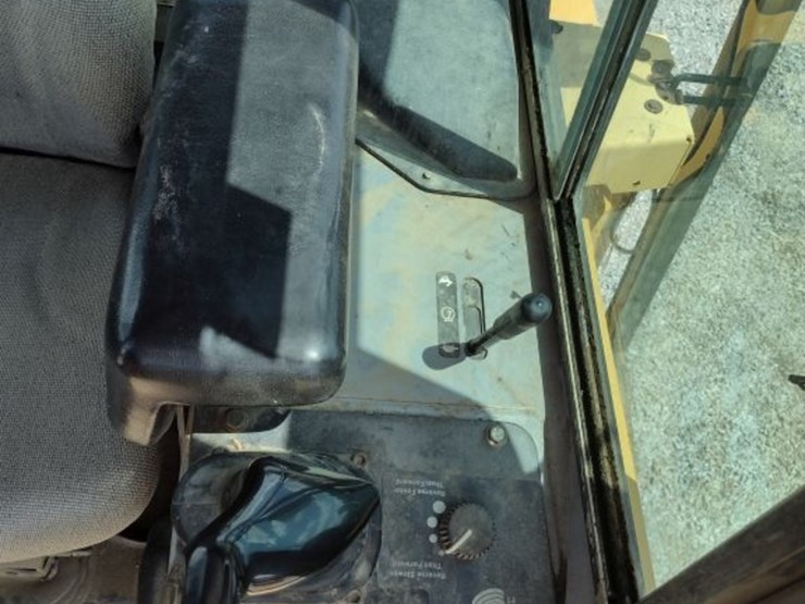 deere-700h-lt-image-9