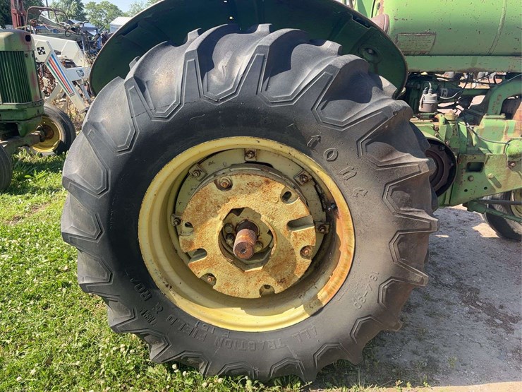john-deere-720-image-109