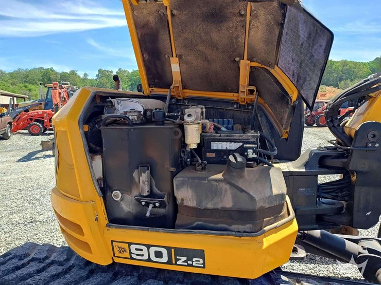 2023-jcb-90z-2-t4-midi-excavator-image-8
