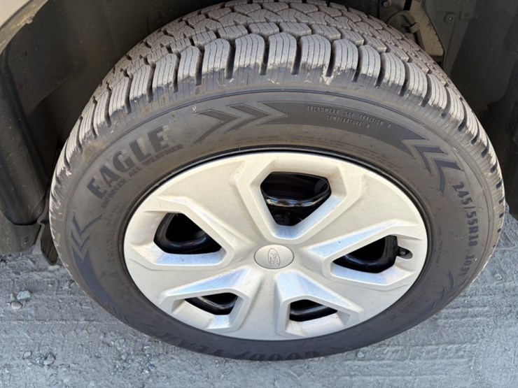 2018-ford-explorer-image-17