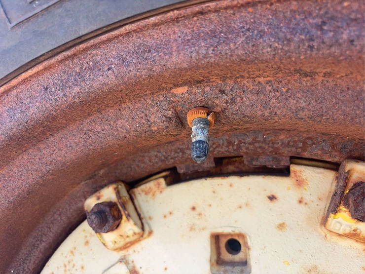john-deere-70-image-98